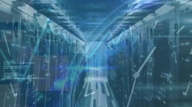 Sunucu odasındaki saatle veri işleme animasyonu. Küresel teknoloji, bilgisayar ve dijital arayüz kavramı dijital olarak oluşturulmuş video.
