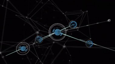 Siyah arkaplan üzerinde hareket eden çizgilerle bağlantılı yerkürenin, çubuk grafik simgelerinin ve noktaların animasyonu. Dijital olarak üretilmiş, hologram, illüstrasyon, soyut, telekomünikasyon ve teknoloji konsepti.