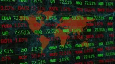 Harita üzerindeki ticaret panosunun animasyonu ve siyah arkaplan üzerindeki çizgilerle bağlantılı noktalar. Dijital olarak üretilmiş, hologram, borsa, yatırım, küresel, iletişim ve teknoloji kavramı.