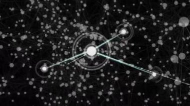 Siyah arkaplan üzerindeki çizgilerle bağlantılı noktaların animasyonu. Dijital olarak üretilmiş, hologram, illüstrasyon, soyut, iletişim, aydınlanma, sosyal medya ve teknoloji kavramı.