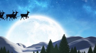 Kış manzarası boyunca Noel Baba 'nın üzerine ren geyiğiyle kar yağan animasyon. Noel, gelenek ve kutlama konsepti dijital olarak oluşturuldu.