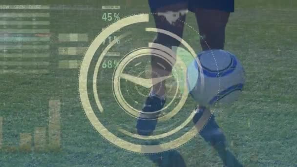 Animation Tikkende Databehandling Lav Sektion Mandlige Fodboldspiller Jonglering Virksomhedsdata Sportskoncept – Stock-video