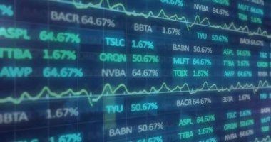 Bu animasyon borsa finansal verilerinin işleyişini gösteriyor. Parlak mavi oklar dijital arayüz tarafından işlenen bilginin akışını temsil eder. 