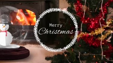 Çelenk içinde mutlu noeller, şöminenin üstünde kristal kürede kardan adam ve Noel ağacı. Dijital kompozit, dekorasyon, kutlama, Noel şenliği, gelenek ve kış tatili.