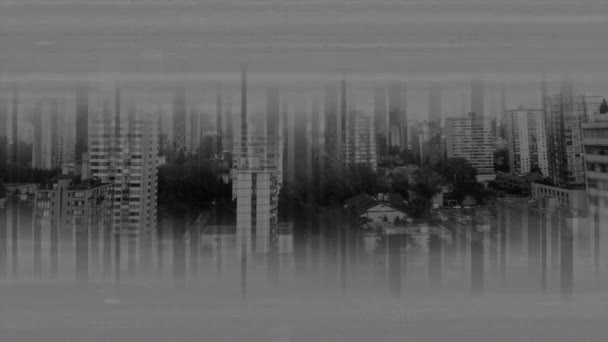 Animation Von Wow Text Weiß Über Verzerrenden Film Der Stadtlandschaft — Stockvideo