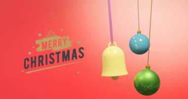Kırmızı arka planda yılbaşı süsleri üzerine yılbaşı tebriklerinin animasyonu. Noel, şenlik, kutlama ve gelenek konsepti dijital olarak oluşturuldu.