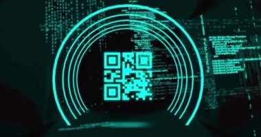 QR kodunun programlama dili üzerinde aydınlatılmış dairesel tüneldeki animasyonu. Dijital olarak üretilmiş, hologram, barkod, bankacılık, kodlama, makine öğrenme ve teknoloji kavramı.