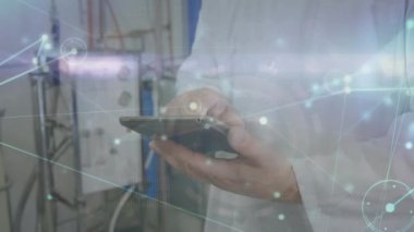 Kafkas kumaş işçisi üzerinden bağlantı ağının animasyonu. Küresel iş ve bağlantılar kavramı dijital oluşturulmuş video.