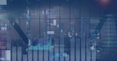 Karanlık arka planda veri işleme animasyonu. küresel veri işleme ve bağlantılar konsepti dijital olarak oluşturulmuş video.