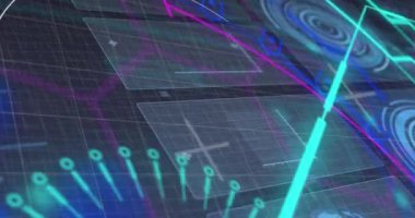 Siyah arkaplana karşı grafiklerin, dairelerin ve çok renkli soyut desenlerin animasyonu. Dijital olarak üretilmiş, hologram, rapor, finans, iş dünyası, aydınlatma, devre kartı ve teknoloji kavramı.