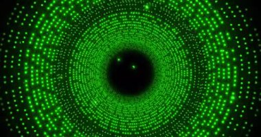 Siyah arka planda dönen yeşil dairelerin animasyonu. Soyut, ışık ve hareket konsepti dijital olarak oluşturulmuş video.