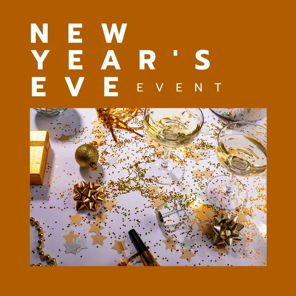新年前夜庆祝文稿的作文题目是戴眼镜在宴会桌上 新年前夕 庆祝活动和传统概念数字化生成的图像 — 图库照片