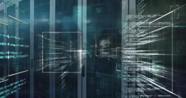 Sunucu odasında veri işleme animasyonu. küresel iş ve dijital arayüz kavramı dijital olarak oluşturulmuş video.