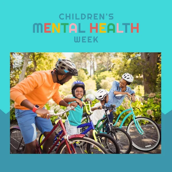 Skład Tekstu Tygodnia Zdrowia Psychicznego Dzieci Rodziny Dziećmi Rowerach Tydzień — Zdjęcie stockowe