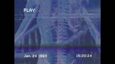 Moleküller ve dijital insan üzerindeki parazitin animasyonu. Küresel spor, teknoloji ve dijital arayüz kavramı dijital olarak oluşturulmuş video.