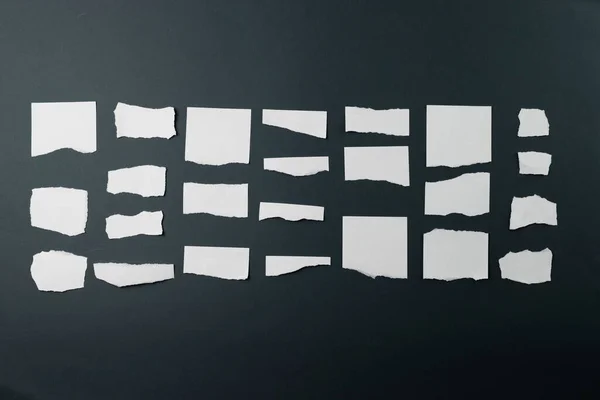 Découpé Des Morceaux Papier Blanc Avec Espace Copie Sur Fond — Photo
