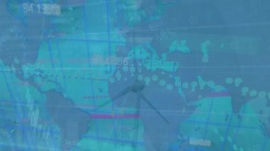 Dünya haritası üzerinde istatistik ve veri işleme animasyonu. Küresel iş, hesaplama, bağlantılar ve dijital olarak oluşturulmuş video işleme kavramı.