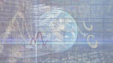 Dünya üzerinde veri işleme animasyonu. küresel iş ve dijital arayüz kavramı dijital olarak oluşturulmuş video.