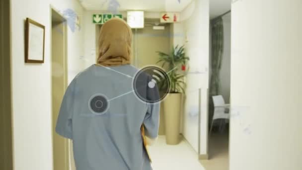 Animering Nätverk Anslutningar Med Databehandling Över Olika Läkare Och Patienter — Stockvideo