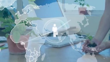 Profil simgesi ve dünya haritası ağının, elinde bitki örnekleme tutan bir kadının orta bölümünün animasyonu. Küresel ağ ve iş teknolojisi kavramı
