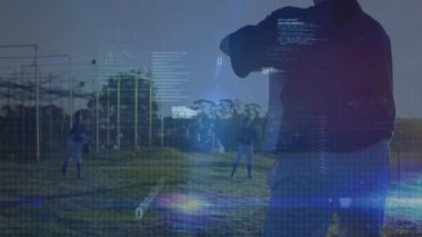 Çeşitli beyzbol oyuncuları üzerinde veri işleme animasyonu. Küresel spor, bilgisayar ve dijital arayüz kavramı dijital olarak oluşturulmuş video.