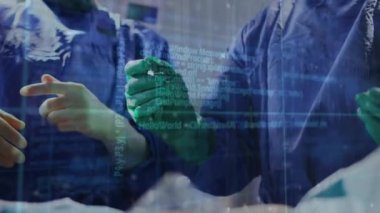 Hastanedeki cerrahların orta kısımlarına karşı şebeke üzerinden veri işleme animasyonu. Tıbbi sağlık ve teknoloji konsepti