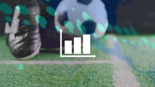 Animación Procesamiento Datos Financieros Pantalla Digital Sobre Pelota Fútbol Zapatos — Vídeos de Stock