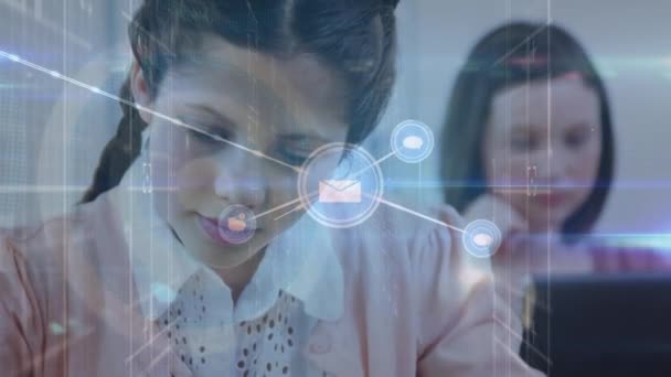 Animatie Van Het Netwerk Van Verbindingen Kaukasische Schoolmeisjes Wereldwijd Concept — Stockvideo