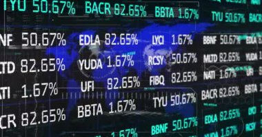 Siyah arkaplan üzerinde veri işleme animasyonu. küresel iş ve dijital arayüz kavramı dijital olarak oluşturulmuş video.