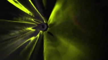 Siyah arkaplandaki çeşitli ışıklardan oluşan tünelin animasyonu. Aydınlatma, sahne, parti ve konser konsepti dijital olarak oluşturulmuş video.