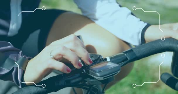 Animering Ram Över Kaukasiska Kvinna Ridning Cykel Sport Shopping Och — Stockvideo