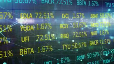 Bağlantılar ve finansal veri işleme ağlarının animasyonu. Küresel ağlar, işletmeler, finans ve veri işleme kavramı dijital olarak oluşturulmuş video.
