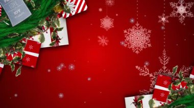 Yılbaşı süslemelerinin üzerine düşen kar animasyonu. Noel, şenlik, kutlama ve gelenek konsepti dijital olarak oluşturuldu.