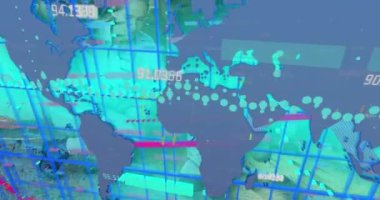 Dünya haritası üzerinde istatistik ve finansal veri işleme animasyonları. Küresel çevre, sürdürülebilirlik, iş, finans ve veri işleme kavramı dijital olarak oluşturulmuş video.