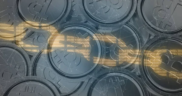 Imagem Cadeia Segurança Ouro Digital Sobre Pilha Bitcoins Fundo Criptomoeda — Fotografia de Stock