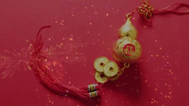 Анимация Светящихся Огней Над Китайскими Традиционными Декорациями Красном Фоне Китайский — стоковое видео