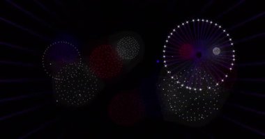 Siyah arka planda patlayan yeni yıl havai fişeklerinin animasyonu. Yeni yıl arifesi, şenlik, kutlama ve geleneksel konsept dijital olarak oluşturulmuş video.