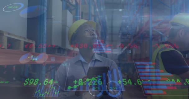Animación Del Procesamiento Datos Financieros Sobre Diversas Personas Que Trabajan — Vídeo de stock