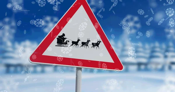 Copos Nieve Cayendo Contra Santa Claus Trineo Siendo Tirados Por —  Fotos de Stock