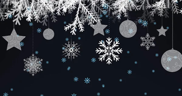 Зображення Гілок Ялинки Над Снігом Падає Темний Фон Різдво Зима — стокове фото