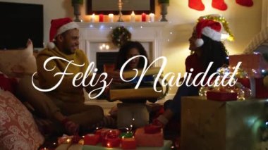 Felix Navidad 'ın animasyonu, Afrika kökenli Amerikalı ebeveynlerin evde kızlarına hediye vermelerine dair mesaj atmış. Dijital bileşim, çoklu pozlama, aşk, birliktelik, aile, tatil, noel ve kutlama..