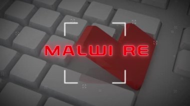 Klavye üzerinde kötü amaçlı yazılımın animasyonu. Küresel iş ve dijital arayüz kavramı dijital olarak oluşturulmuş video.