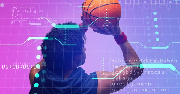 Вид Сзади Бирасового Игрока Мужчину Снимающего Баскетбол Сетчатом Рисунке Помощью — стоковое фото
