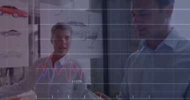 Ofisteki çeşitli iş adamları üzerinde finansal veri işleme animasyonu. Küresel iş, finans ve veri işleme kavramı dijital olarak oluşturulmuş video.