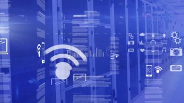 Bilgisayar sunucuları üzerinde istatistik ve veri işleme animasyonu. Küresel hesaplama, bağlantılar ve veri işleme kavramı dijital olarak oluşturulmuş video.