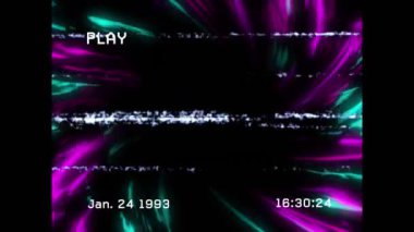 Hareket eden şekiller üzerindeki parazitin canlandırması. Soyut arkaplan ve dijital arayüz kavramı dijital olarak oluşturulmuş video.