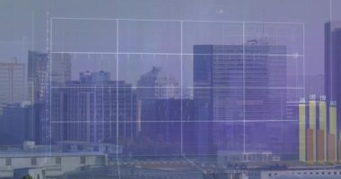 Şehir manzarası üzerinde finansal veri işleme animasyonu. küresel iş, finans ve dijital arayüz kavramı dijital olarak oluşturulmuş video.