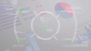 Kapsam taramasında finansal veri işleme animasyonu. Küresel iş, finans ve dijital arayüz kavramı dijital olarak oluşturulmuş video.
