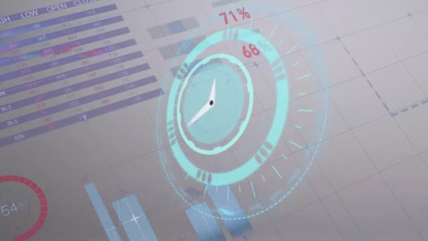 在白色背景下 移动时钟在财务数据处理上的动画 全球商业 金融和数字视频接口概念 — 图库视频影像