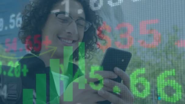 Animation Financial Data Processing Caucasian Man Using Smartphone Global Business — Vídeo de Stock